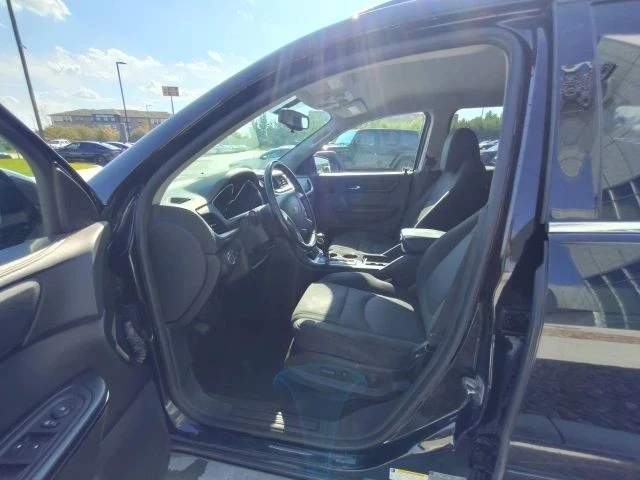 2017 Chevrolet Traverse - Image 11 of 12