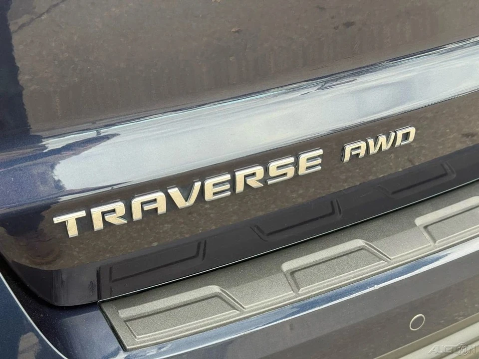 2017 Chevrolet Traverse - Image 14 of 21