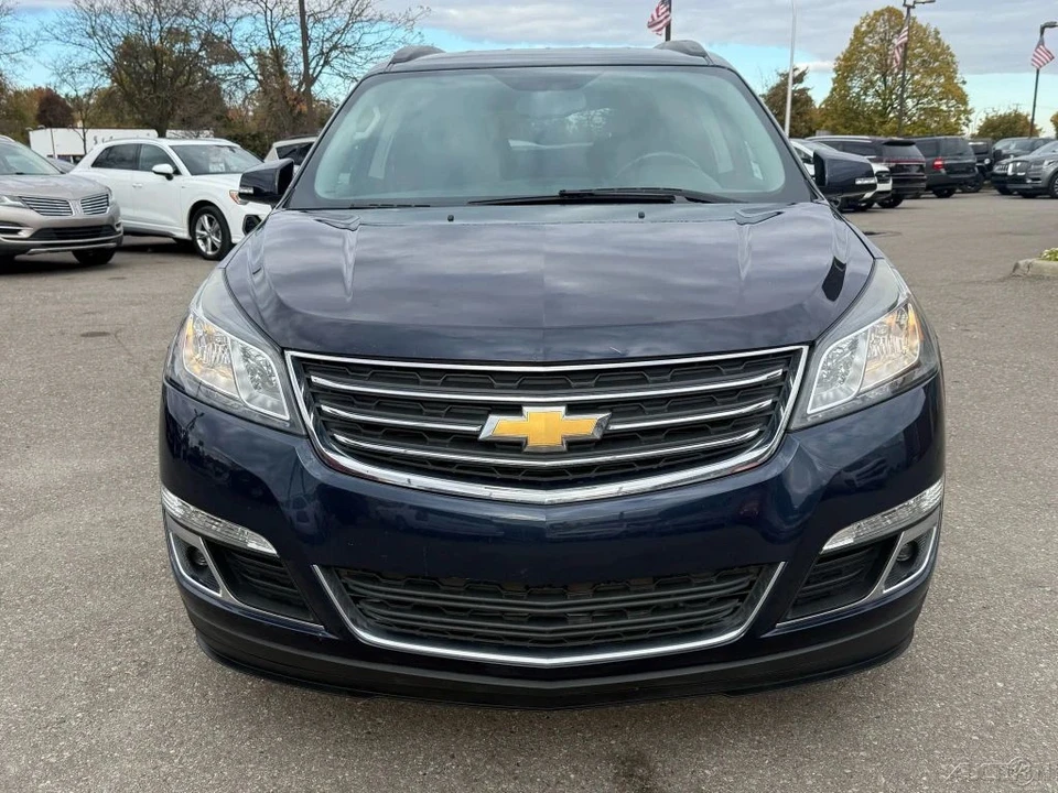 2017 Chevrolet Traverse - Image 2 of 12