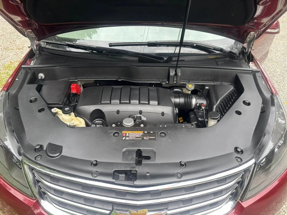 2017 Chevrolet Traverse - Image 6 of 8