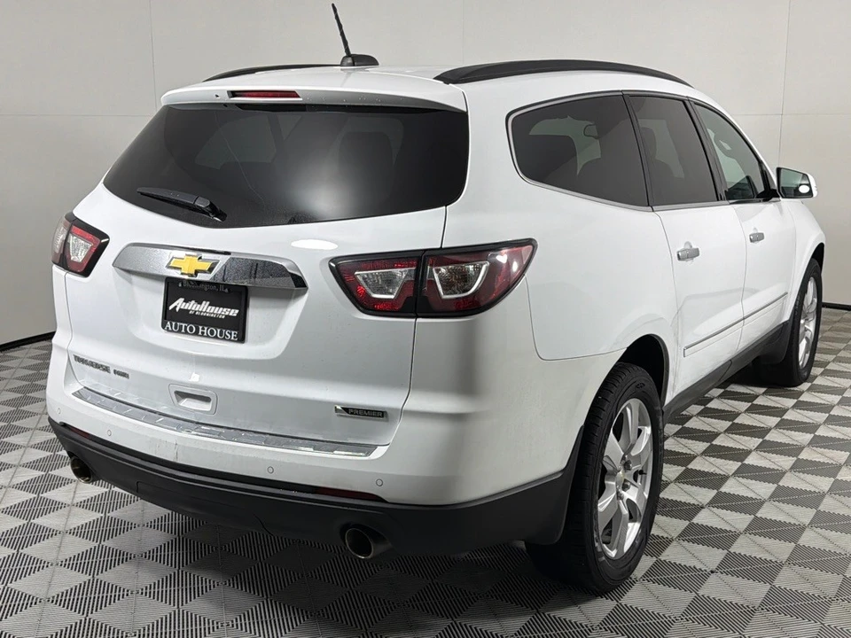 2017 Chevrolet Traverse - Image 5 of 12