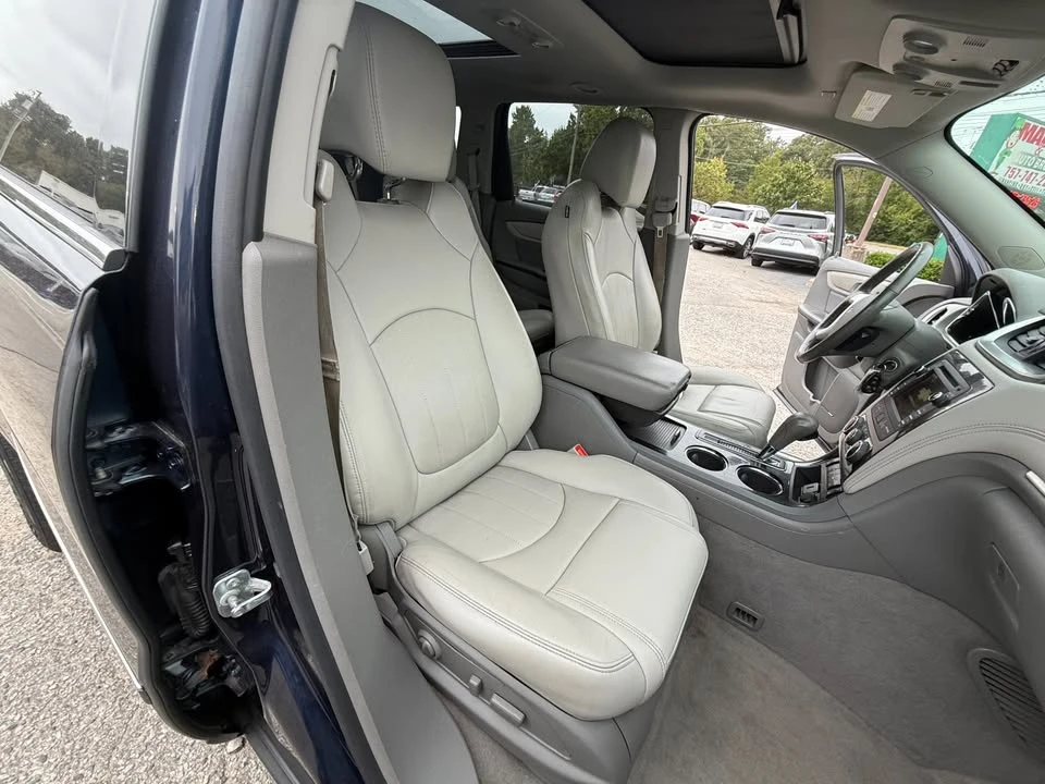 2017 Chevrolet Traverse - Image 19 of 20