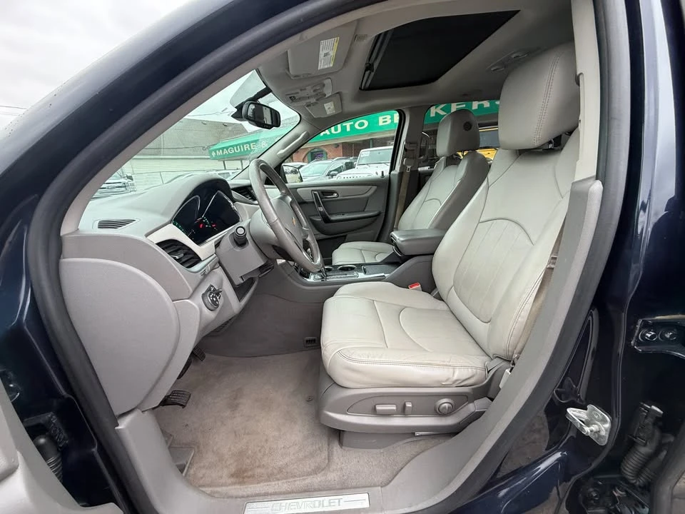 2017 Chevrolet Traverse - Image 9 of 20