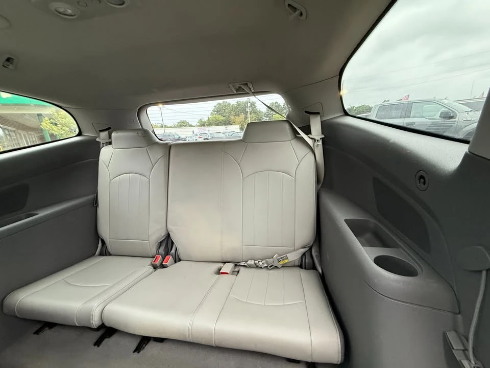 2017 Chevrolet Traverse - Image 15 of 20