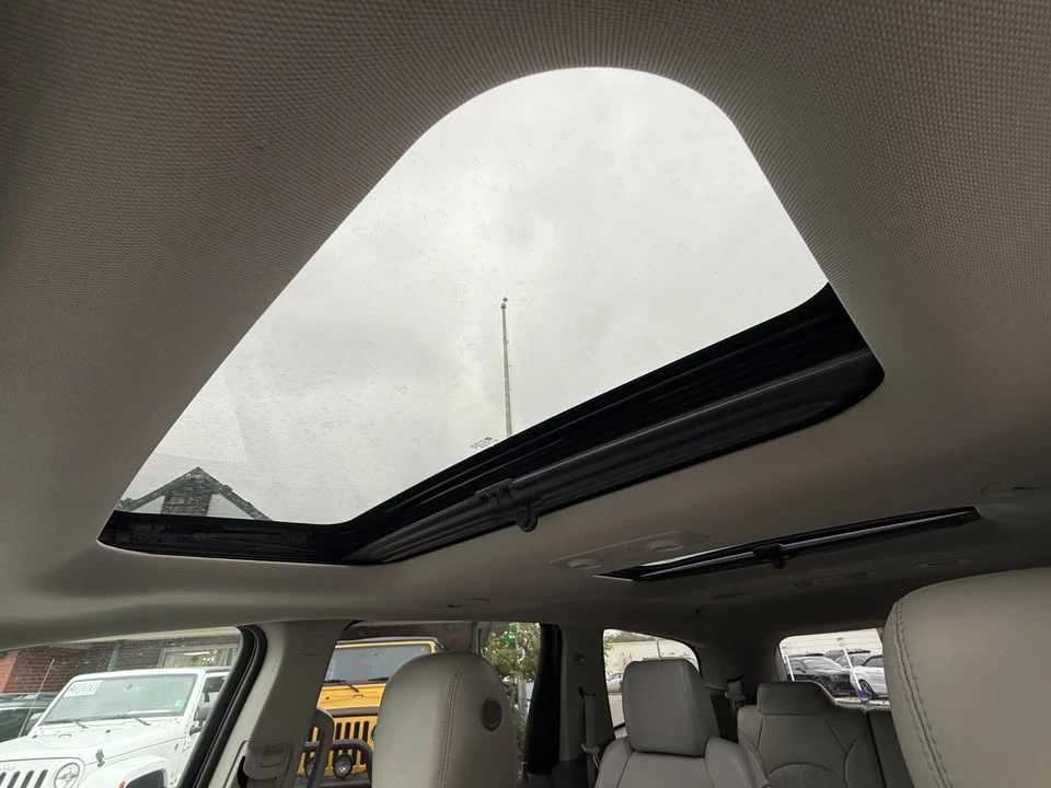 2017 Chevrolet Traverse - Image 12 of 20