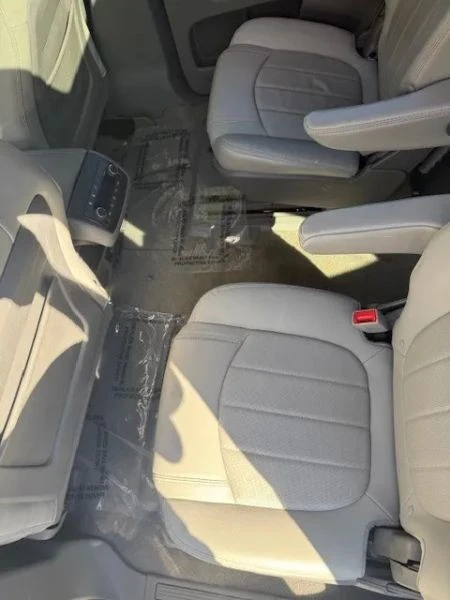 2017 Chevrolet Traverse - Image 12 of 12