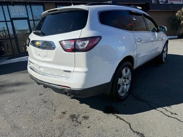2017 Chevrolet Traverse - Image 5 of 12