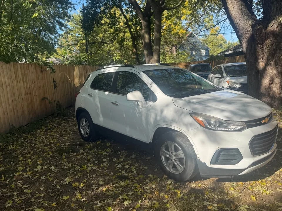 2017 Chevrolet Trax - Image 2 of 7
