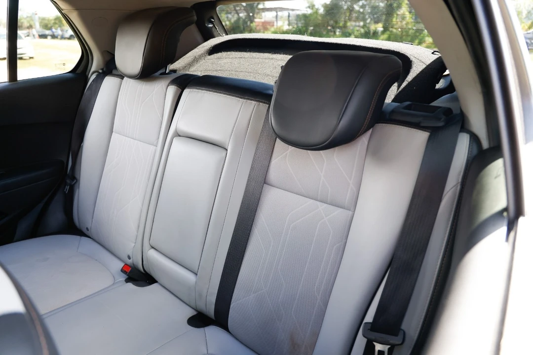 2017 Chevrolet Trax - Image 8 of 12