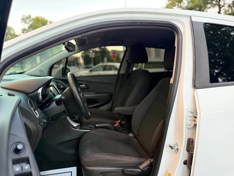 2017 Chevrolet Trax - Image 10 of 19