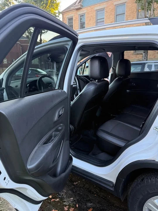 2017 Chevrolet Trax - Image 6 of 11