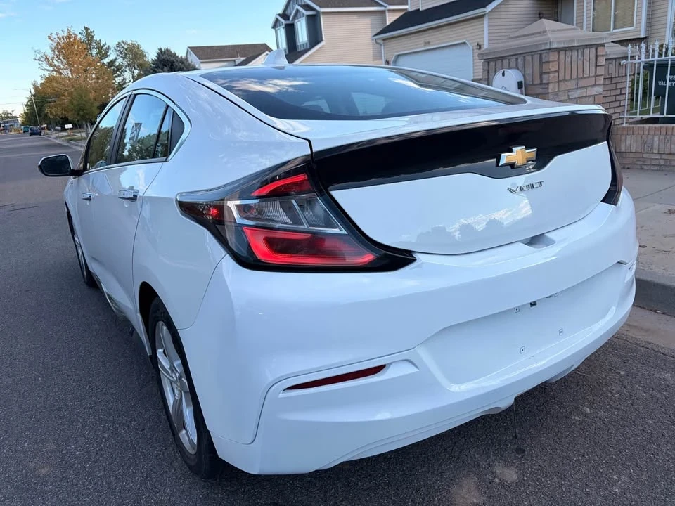 2017 Chevrolet Volt - Image 6 of 14