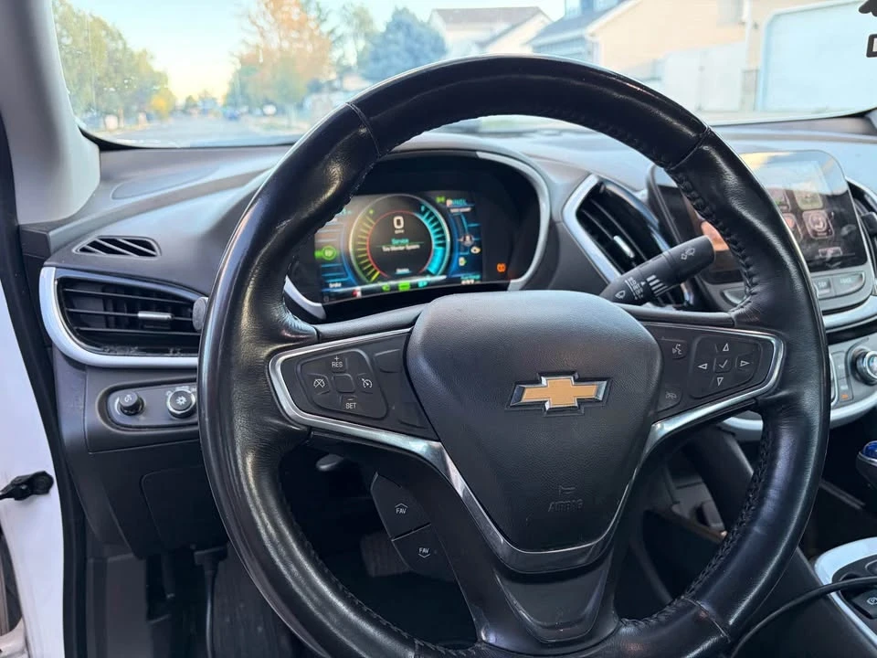 2017 Chevrolet Volt - Image 8 of 14