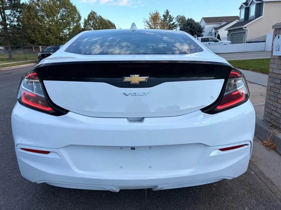 2017 Chevrolet Volt - Image 7 of 14