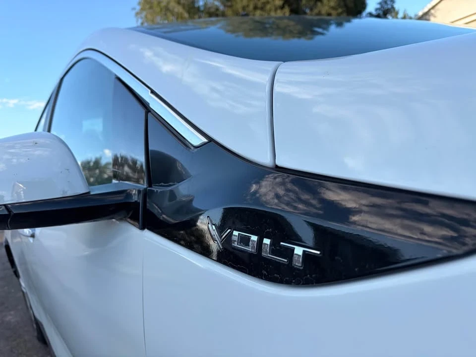 2017 Chevrolet Volt - Image 5 of 14