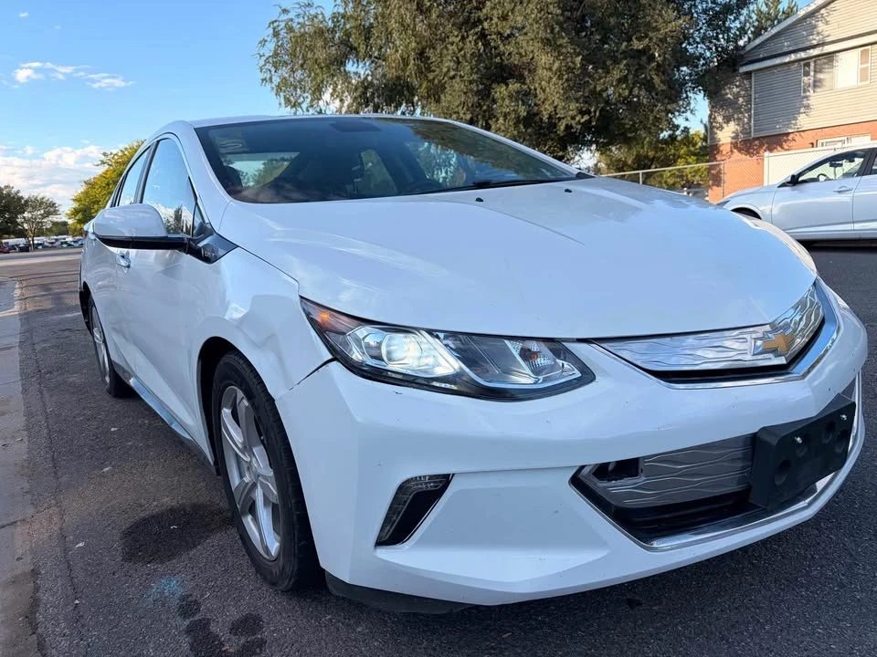 2017 Chevrolet Volt - Image 2 of 14