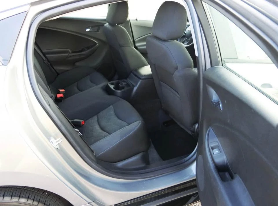 2017 Chevrolet Volt - Image 13 of 17