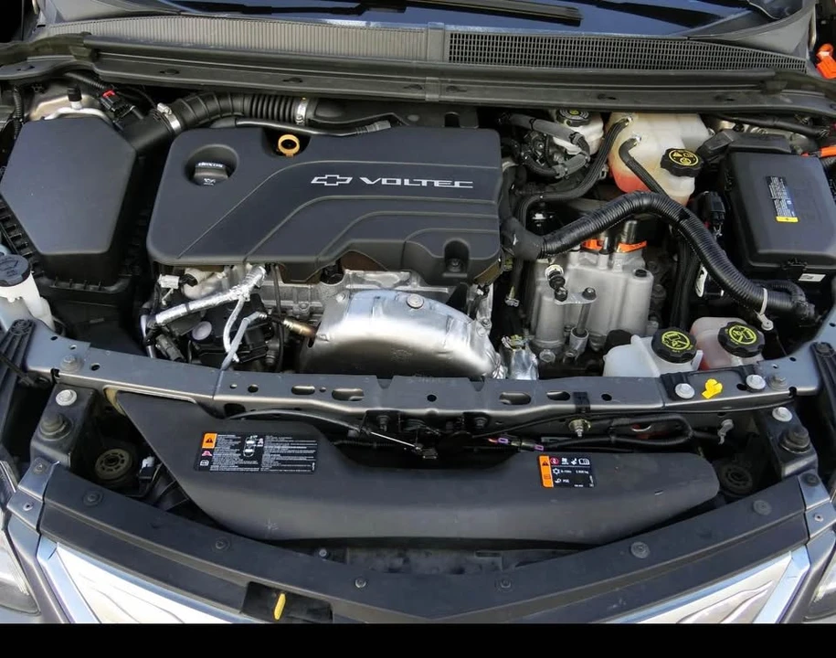 2017 Chevrolet Volt - Image 16 of 17