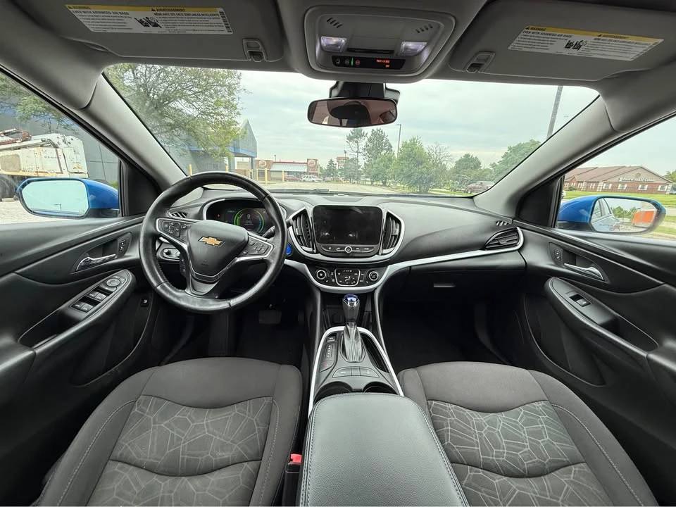2017 Chevrolet Volt - Image 10 of 11