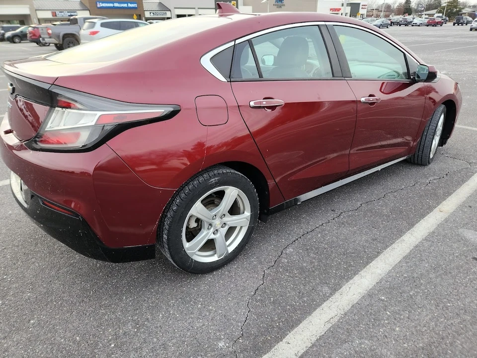 2017 Chevrolet Volt - Image 3 of 15
