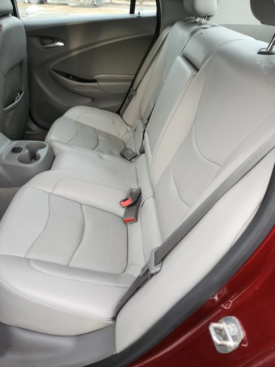2017 Chevrolet Volt - Image 11 of 14