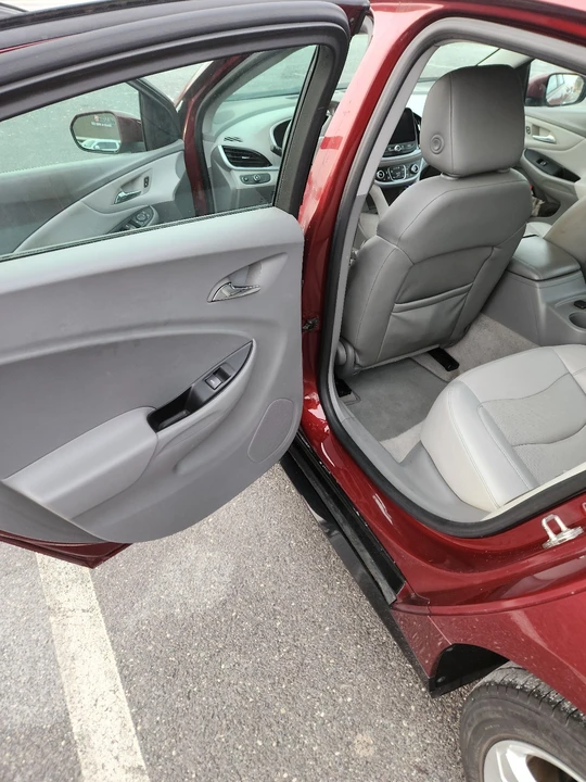2017 Chevrolet Volt - Image 12 of 14