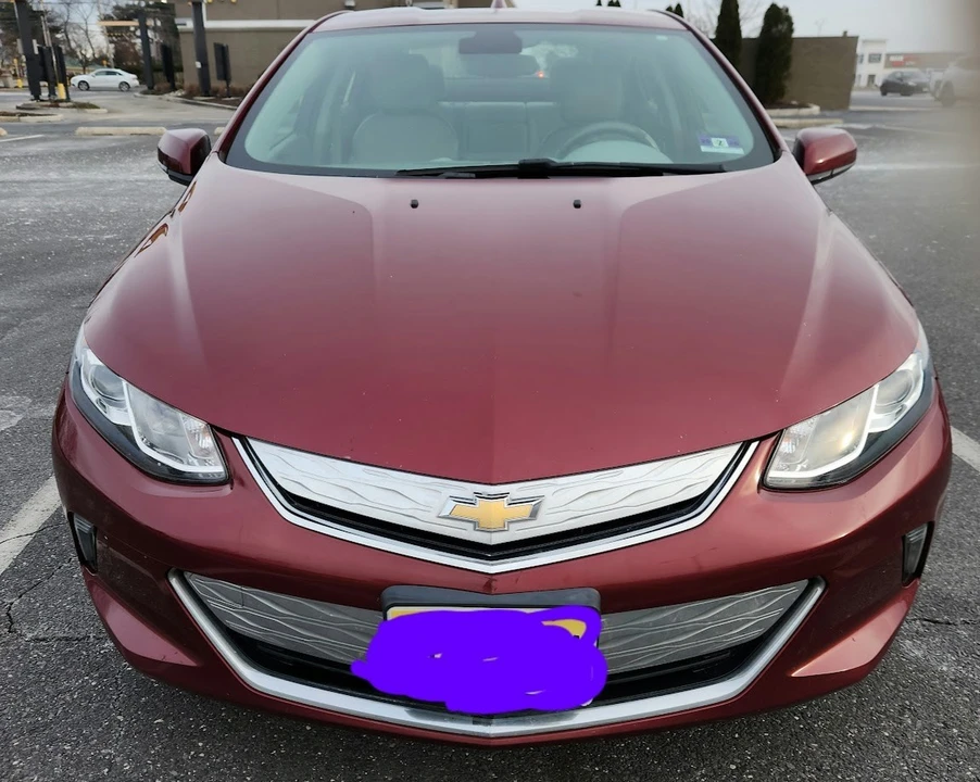 2017 Chevrolet Volt - Image 5 of 15