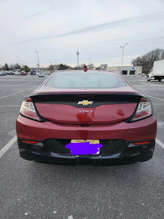 2017 Chevrolet Volt - Image 2 of 15