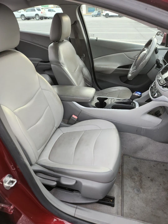2017 Chevrolet Volt - Image 9 of 14