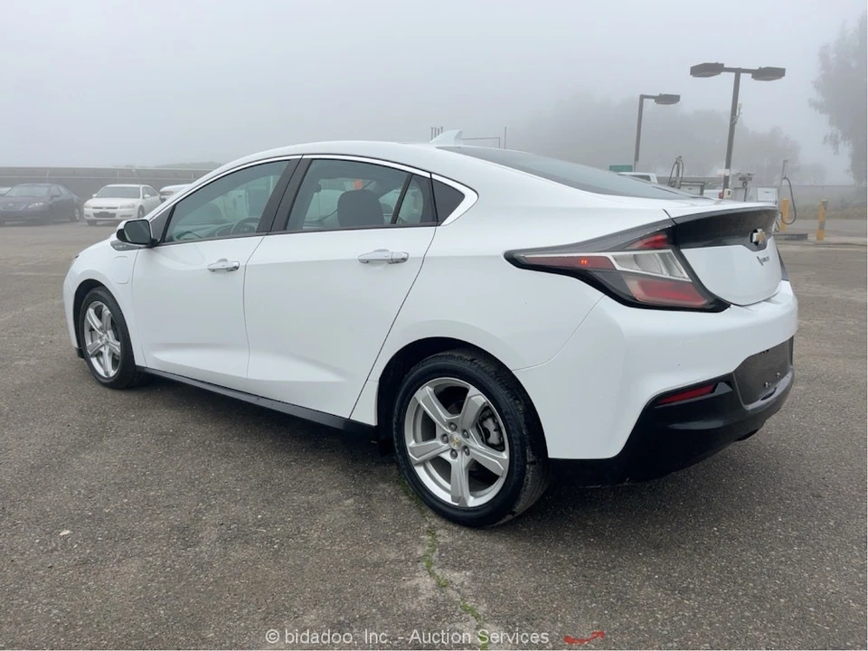 2017 Chevrolet Volt - Image 3 of 12