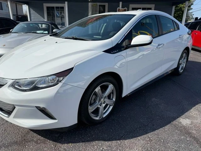 2017 Chevrolet Volt - Image 9 of 21