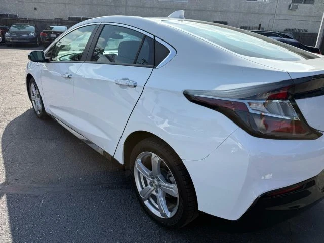 2017 Chevrolet Volt - Image 12 of 21