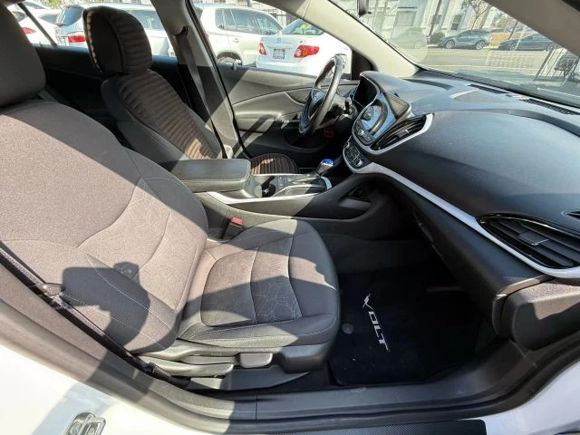 2017 Chevrolet Volt - Image 19 of 21
