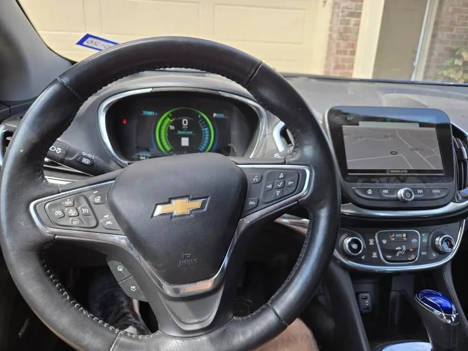2017 Chevrolet Volt - Image 7 of 12