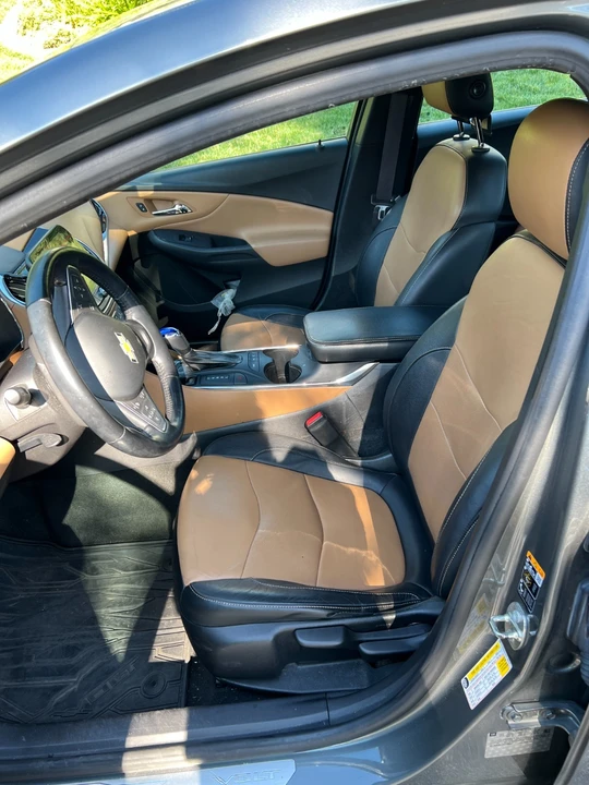 2017 Chevrolet Volt - Image 12 of 13