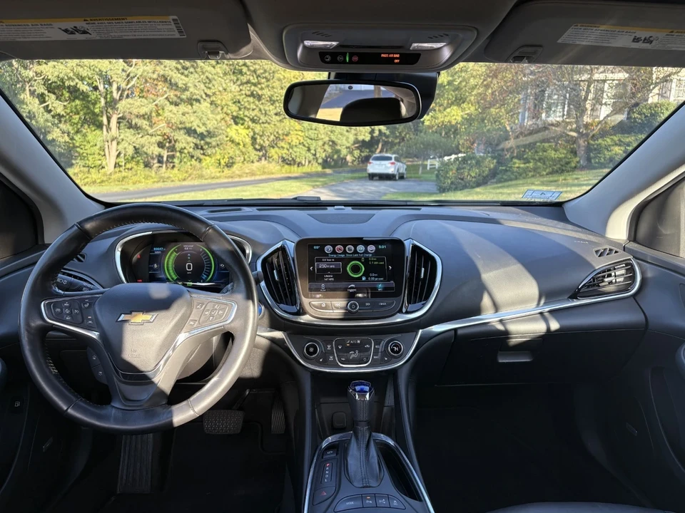 2017 Chevrolet Volt - Image 10 of 21