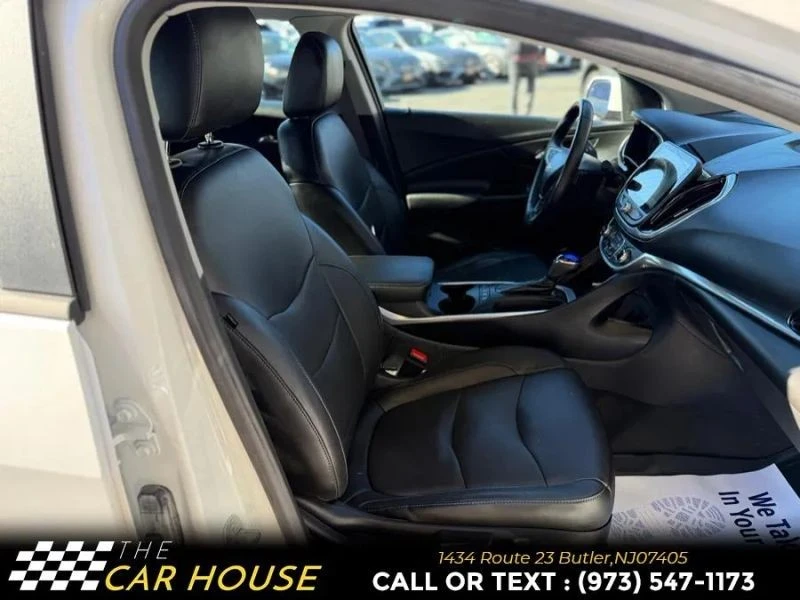 2017 Chevrolet Volt - Image 7 of 12