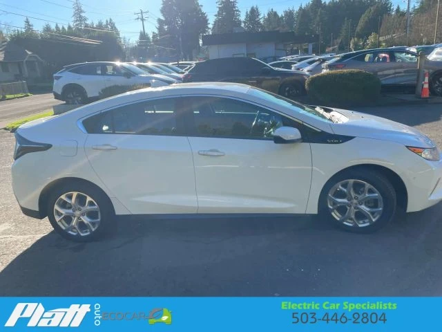 2017 Chevrolet Volt - Image 10 of 12