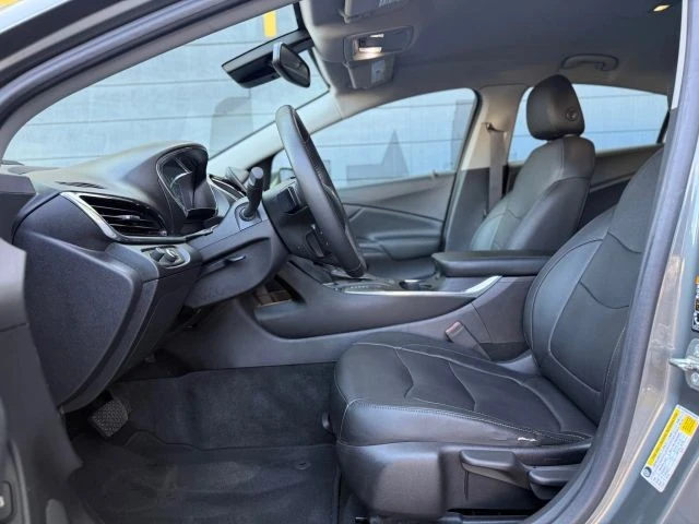 2017 Chevrolet Volt - Image 9 of 12