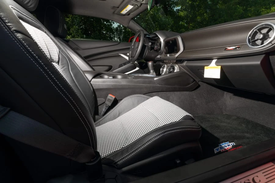 2017 Chevrolet Camaro 6th Gen - Image 25 of 28