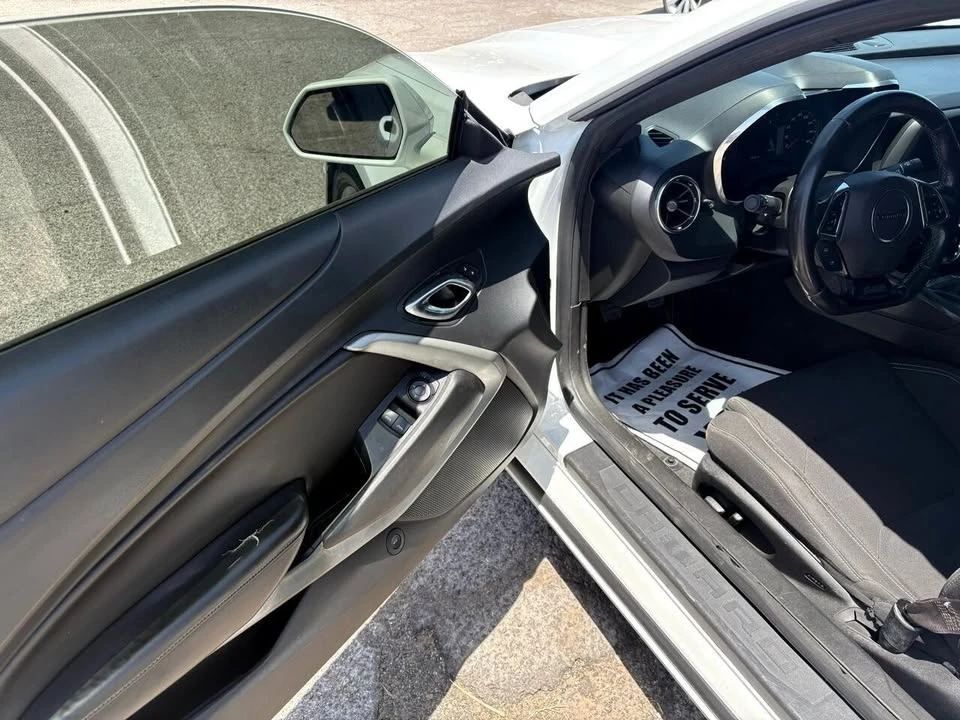 2017 Chevrolet Camaro 6th Gen - Image 9 of 20