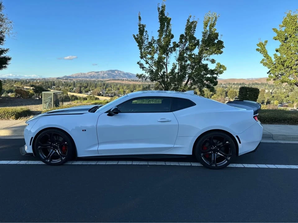 2017 Chevrolet Camaro SS 6th Gen - Image 2 of 19