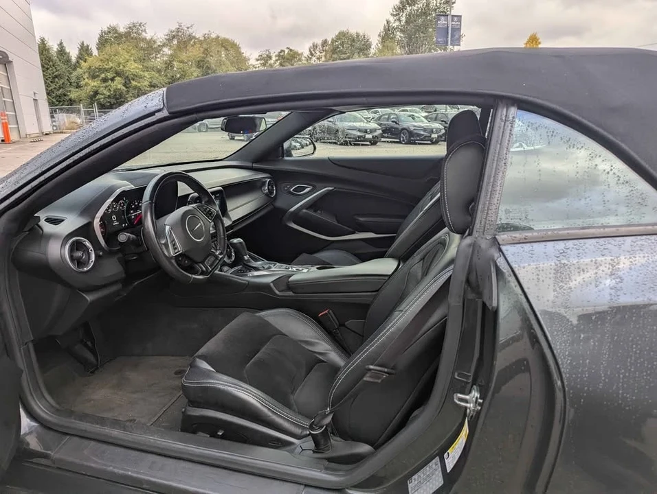 2017 Chevrolet Camaro 6th Gen - Image 9 of 10
