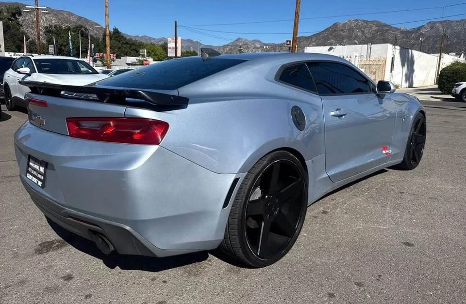 2017 Chevrolet Camaro 6th Gen - Image 5 of 15