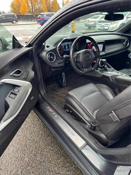 2017 Chevrolet Camaro 6th Gen - Image 13 of 17