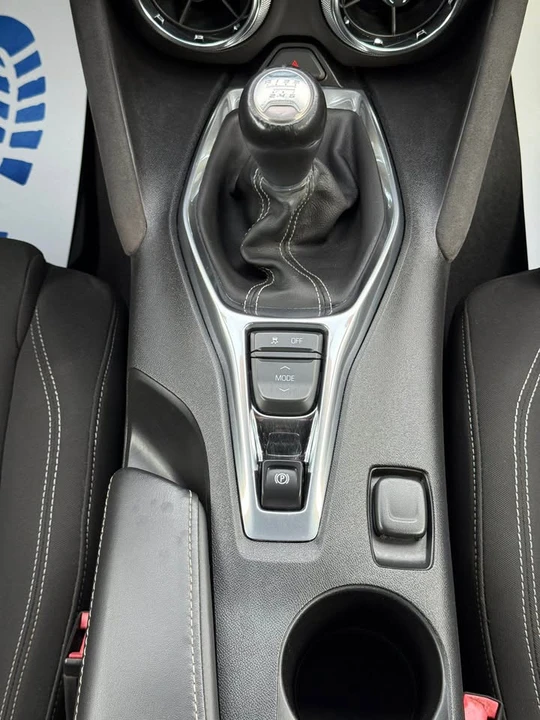 2017 Chevrolet Camaro 6th Gen - Image 11 of 20