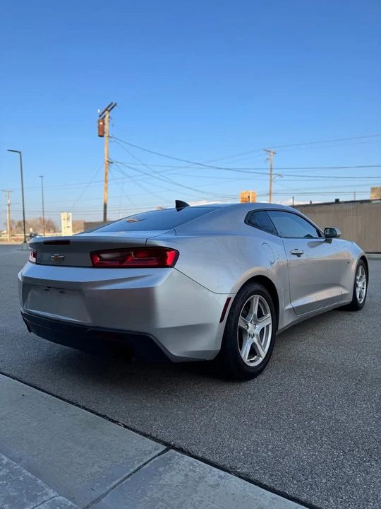 2017 Chevrolet Camaro 6th Gen - Image 4 of 12