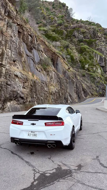 2017 Chevrolet Camaro SS 6th Gen - Image 3 of 3