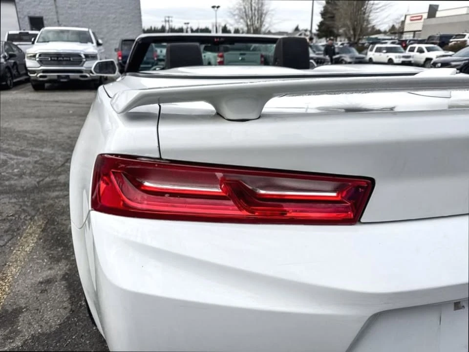 2017 Chevrolet Camaro 6th Gen - Image 10 of 17