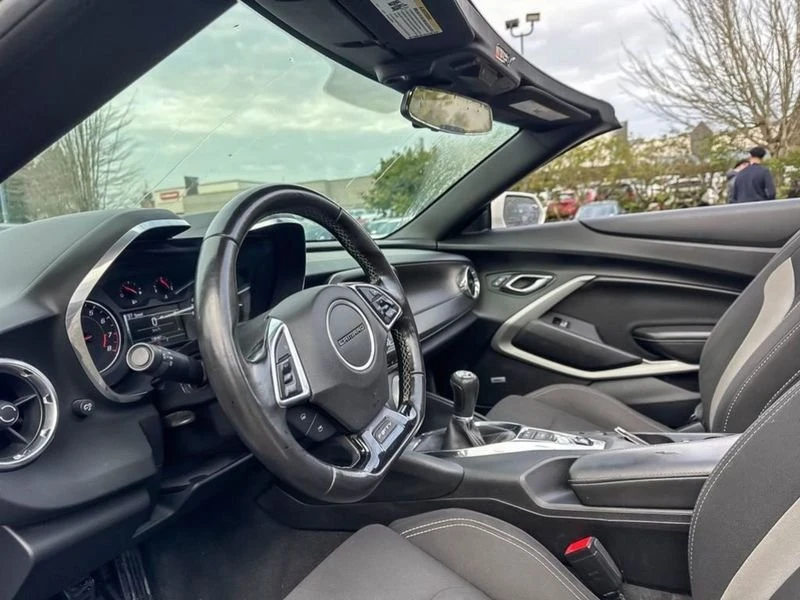 2017 Chevrolet Camaro 6th Gen - Image 9 of 19